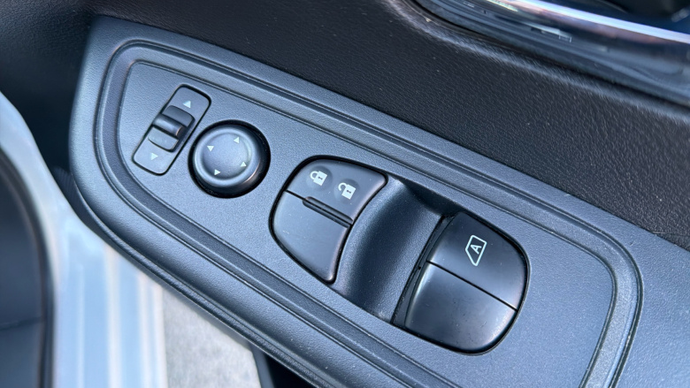 Nissan Micra 1.0 IG-T 92 Acenta 5dr Petrol Hatchback